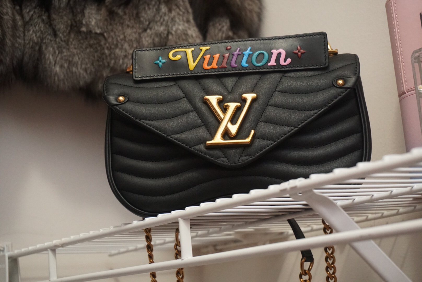 Louis Vuitton New Wave MM Unboxing ( Mod Shots, Thoughts , What Fits ,  Comparison ) 
